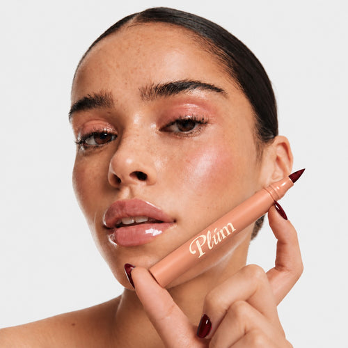 Plúm Cherry Nail Pen